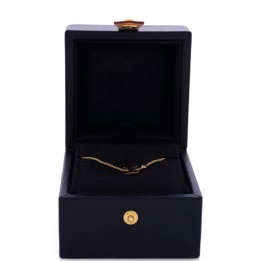 Louis Vuitton Idylle Blossom LV Pendant Necklace 18K Yellow Gold with Diamond - Picture 2 of 4